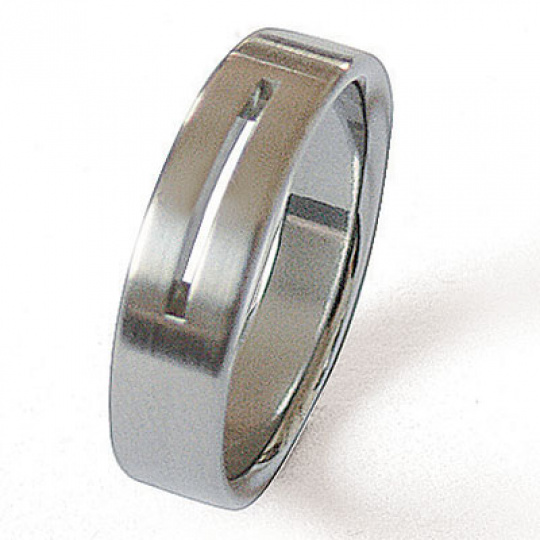 Prsten z chirurgické oceli 86025